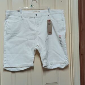 NWT Levi's Shaping Bermuda Denim Shorts 24W